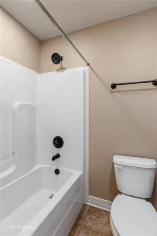 $2,200 | 274 Avondale Lane, Bossier City, LA 71112