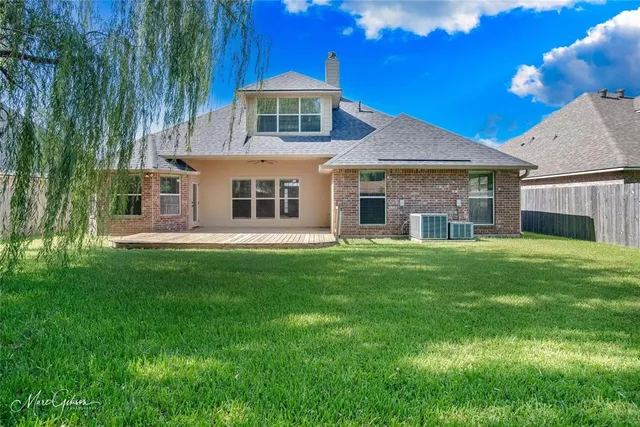 $2,200 | 274 Avondale Lane, Bossier City, LA 71112