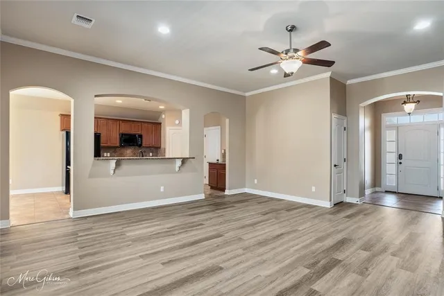 $2,200 | 274 Avondale Lane, Bossier City, LA 71112