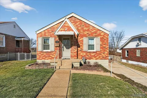 $179,000 | 10027 Lackland Road, St. Louis, MO 63114