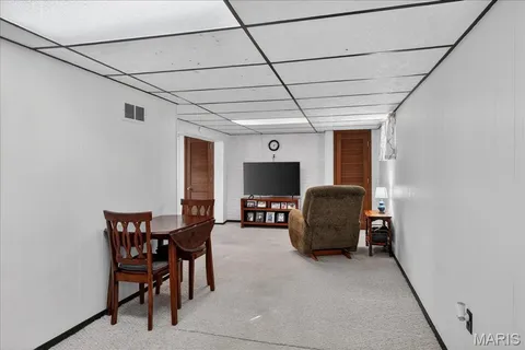 $179,000 | 10027 Lackland Road, St. Louis, MO 63114