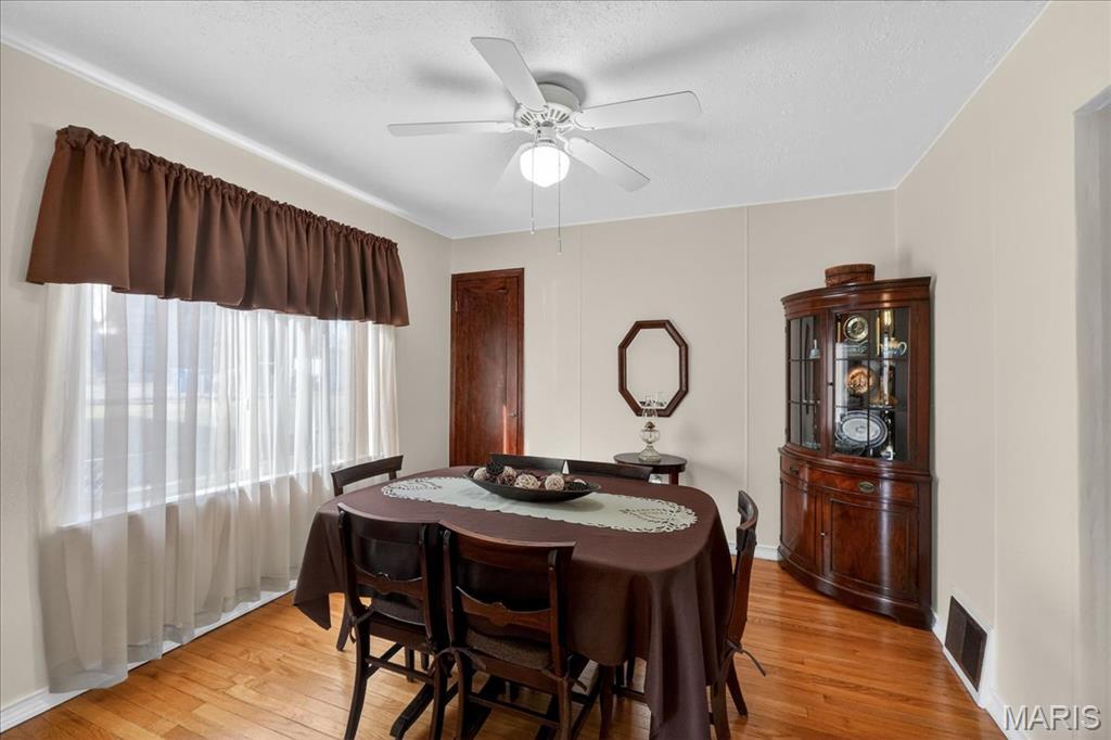 10027 Lackland Road St. Louis, MO 63114 - Photo 6 of 30