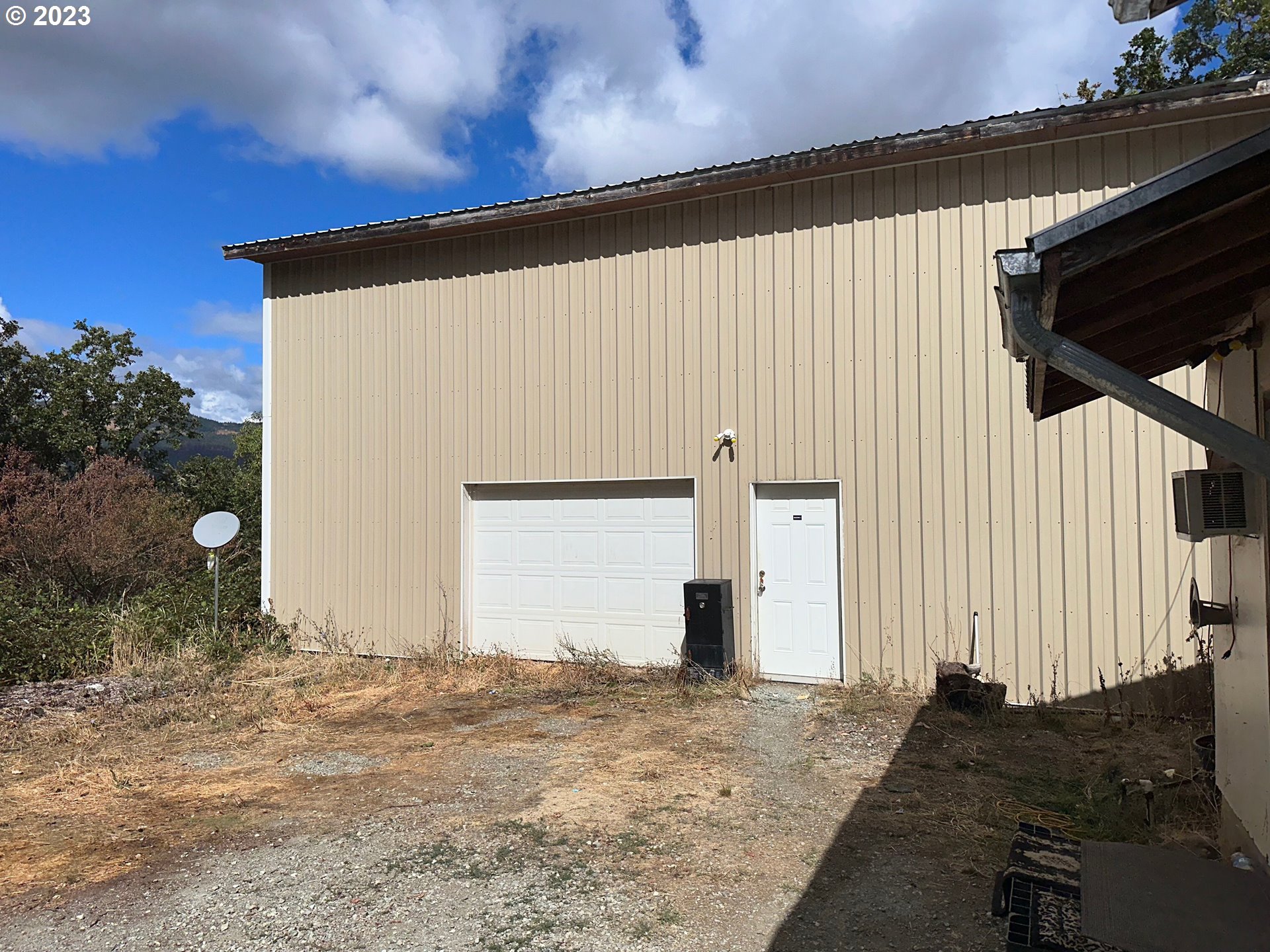 400 Decarlo Lane Riddle, OR 97469 - Photo 1 of 18