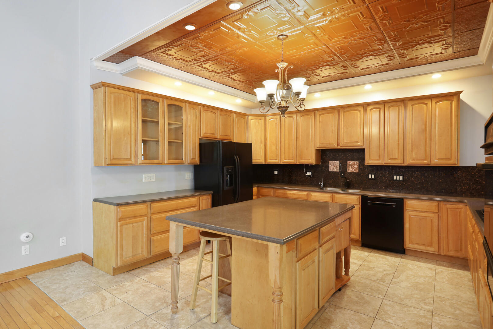 408 South Spring Lake Road Mahomet, IL 61853 - Photo 16 of 64