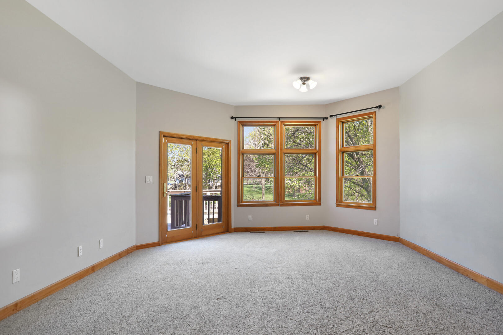 408 South Spring Lake Road Mahomet, IL 61853 - Photo 37 of 64 a view of an empty room with a window
