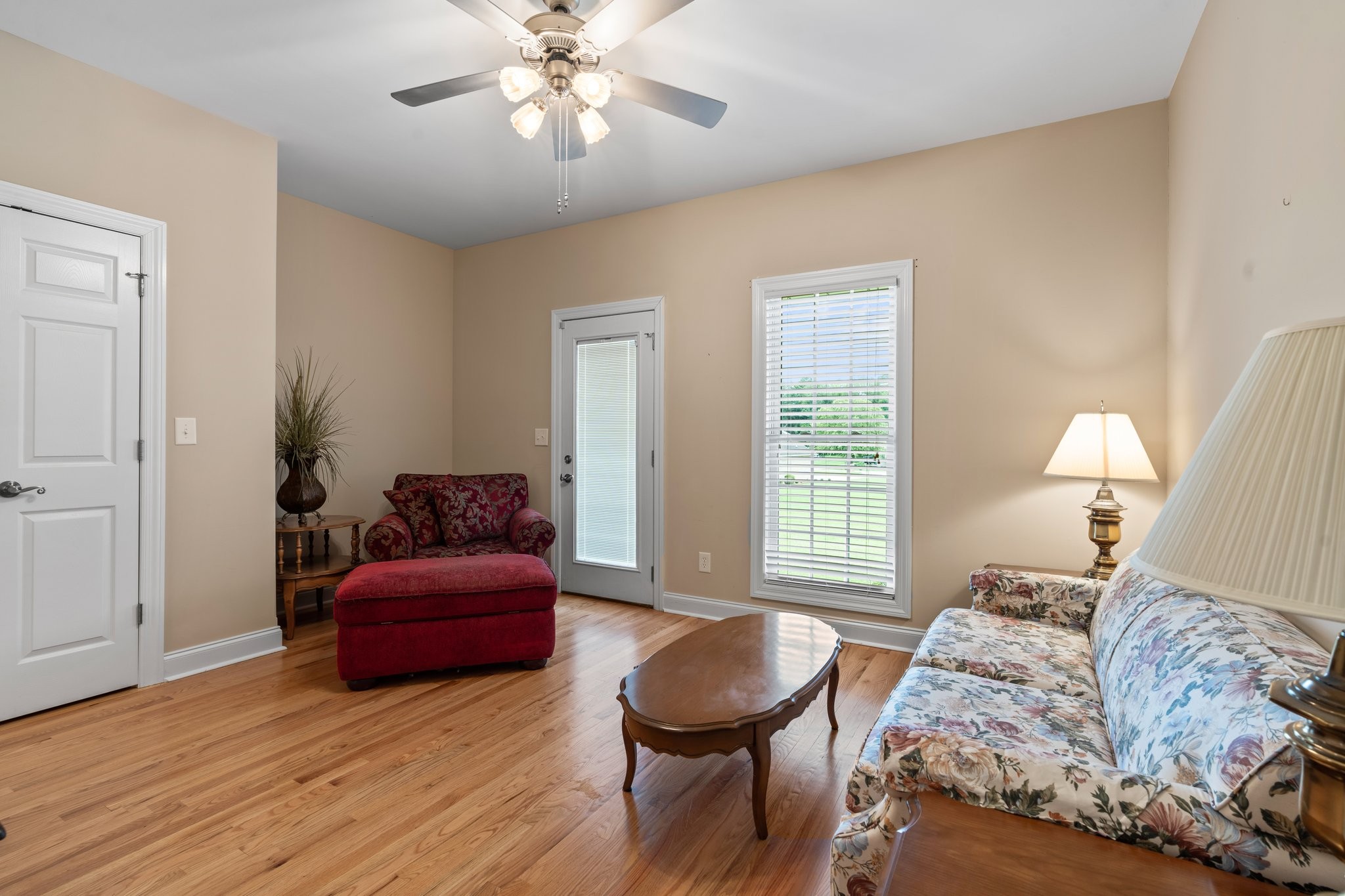 545 Pickney Road Winchester, TN 37398 - Photo 24 of 39 a bedroom with furniture and a window