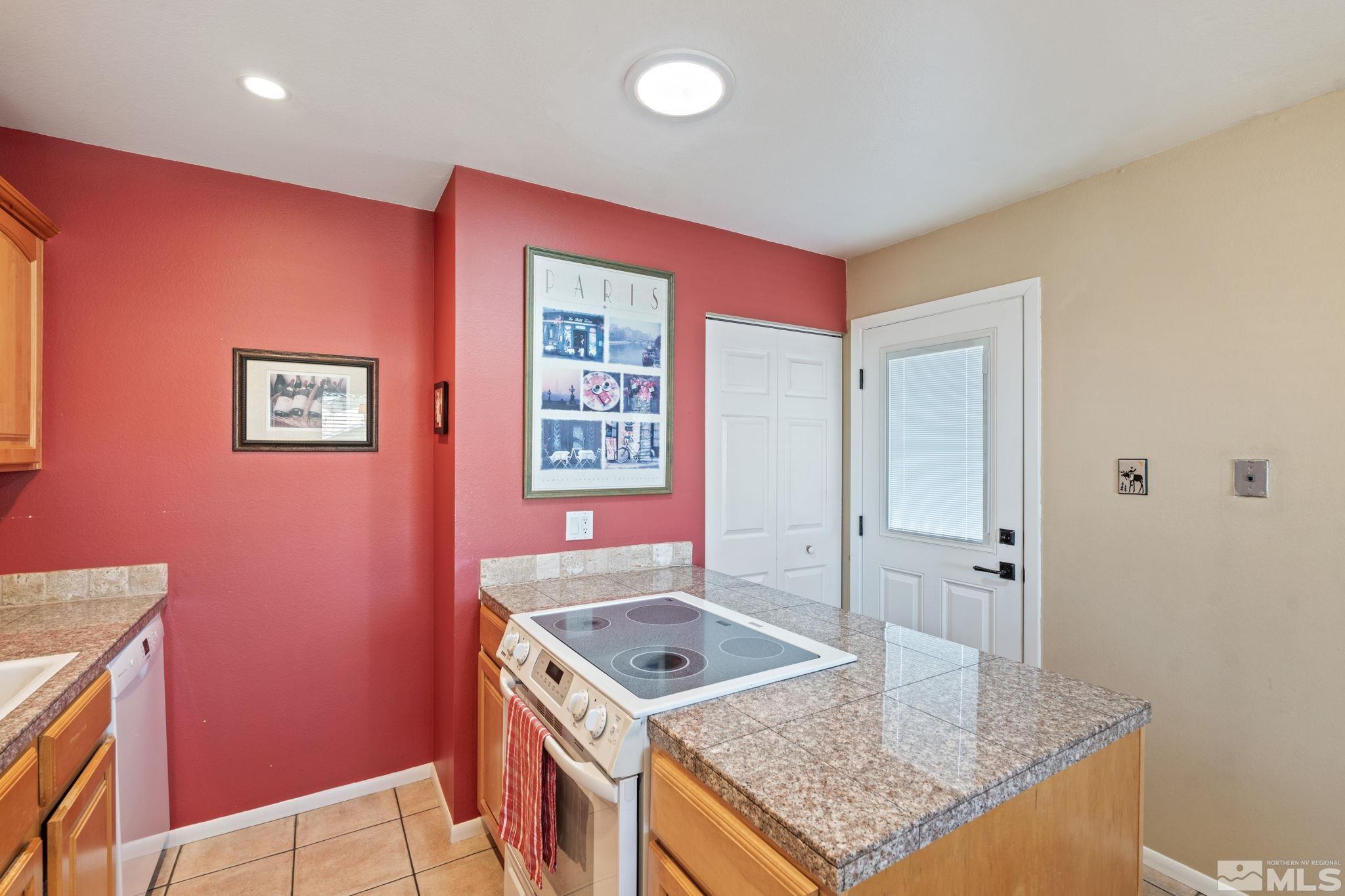 1445 Exeter Way Reno, NV 89503 - Photo 12 of 30 Photo 12