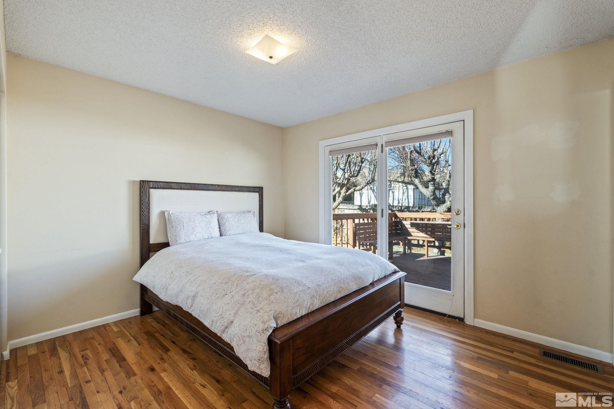 1445 Exeter Way Reno, NV 89503 - Photo 18 of 30 Photo 18