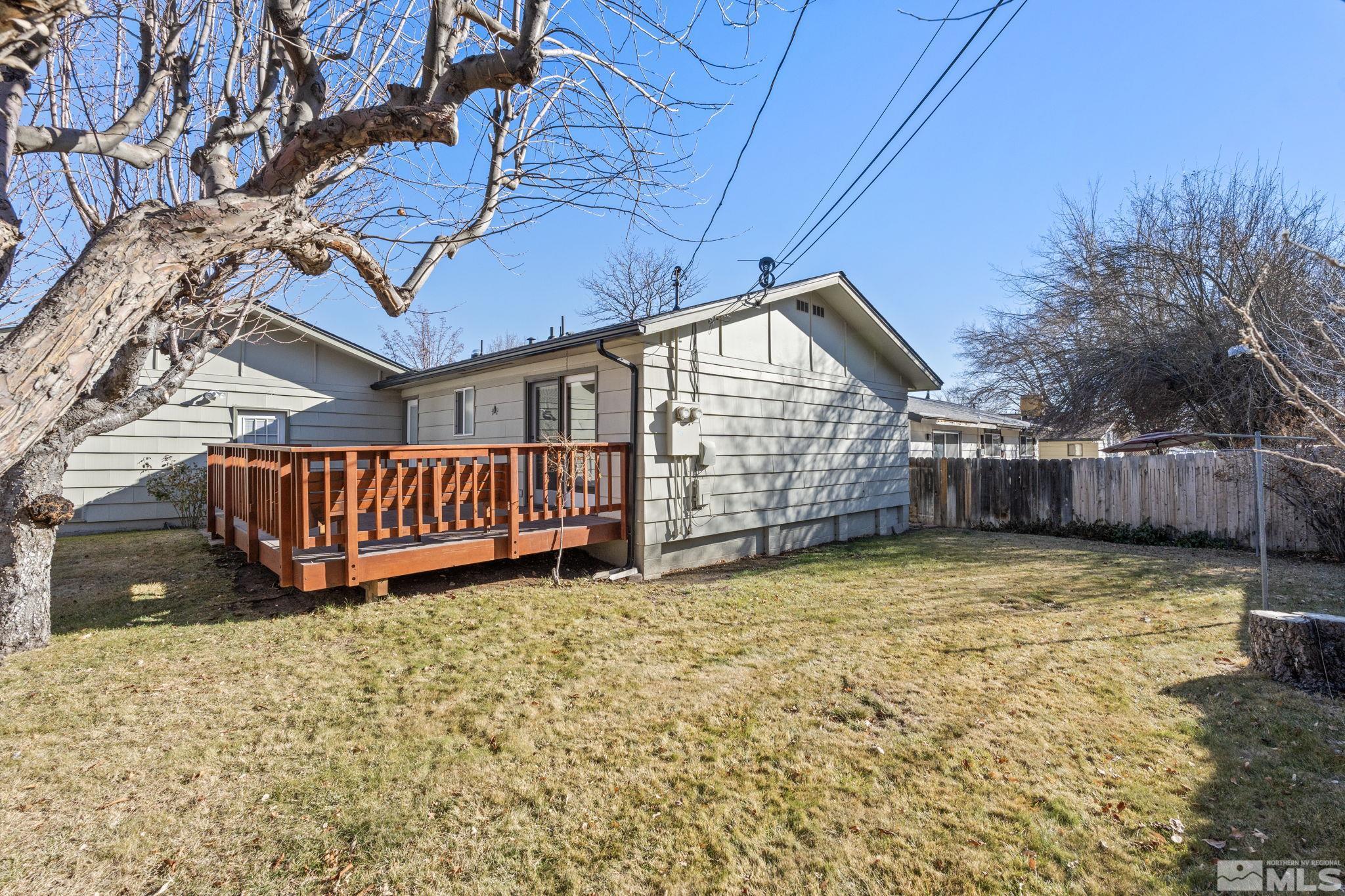 1445 Exeter Way Reno, NV 89503 - Photo 24 of 30 Photo 24