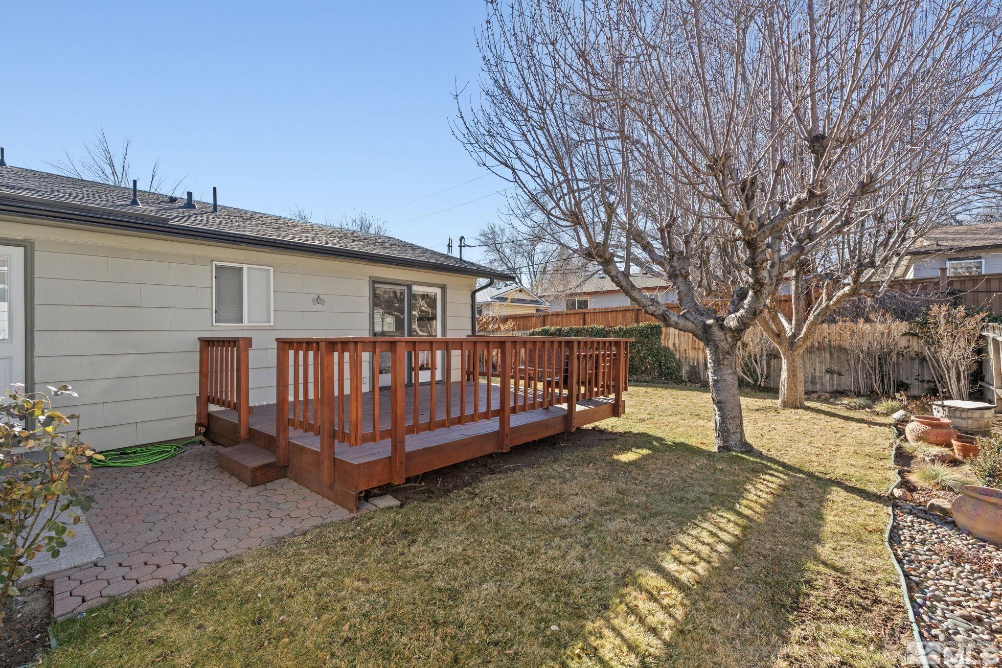 1445 Exeter Way Reno, NV 89503 - Photo 25 of 30 Photo 25