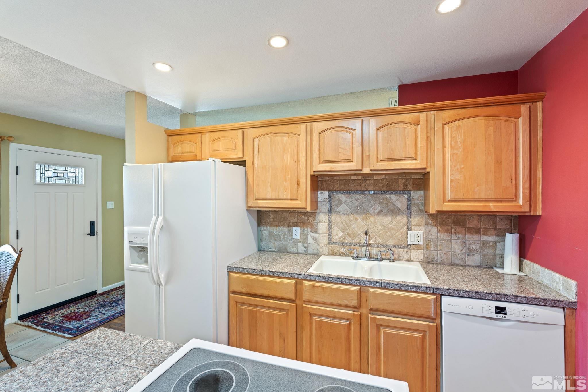 1445 Exeter Way Reno, NV 89503 - Photo 10 of 30 Photo 10