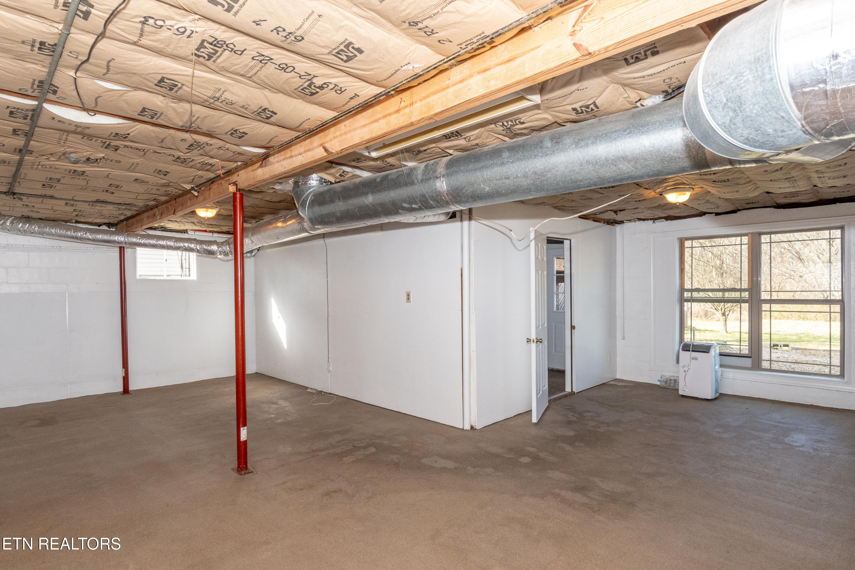 471 East Lincoln Road Alcoa, TN 37701 - Photo 29 of 47 DSC_4181