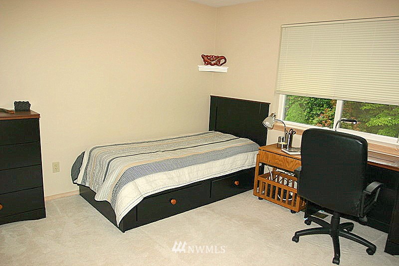 2024 239th Place Southeast Bothell, WA 98021 - Photo 9 of 10