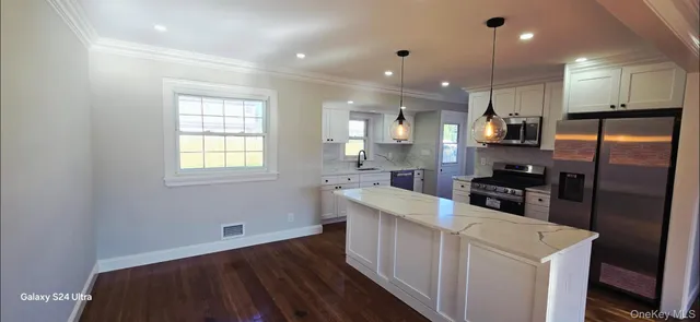 $695,000 | 125 Burlington Avenue, Deer Park, NY 11729