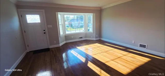 $695,000 | 125 Burlington Avenue, Deer Park, NY 11729