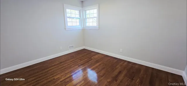 $695,000 | 125 Burlington Avenue, Deer Park, NY 11729