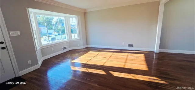 $695,000 | 125 Burlington Avenue, Deer Park, NY 11729