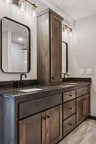 $550,000 | 21477 Cottonwood Street Northwest, Oak Grove, MN 55011