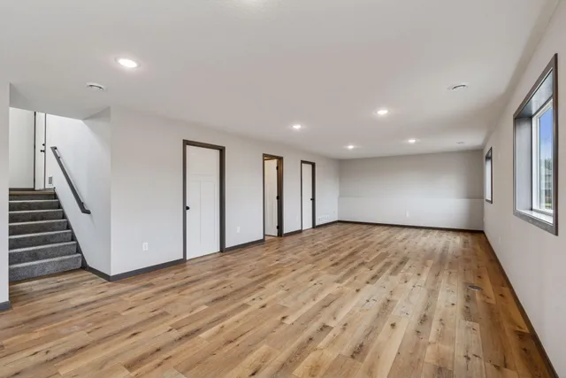 $550,000 | 21477 Cottonwood Street Northwest, Oak Grove, MN 55011