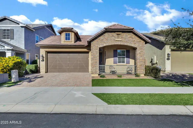 $538,000 | 10104 East Nichols Avenue, Mesa, AZ 85209