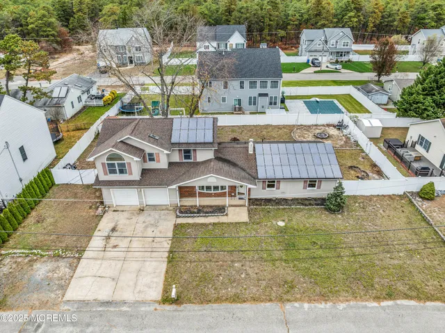 $549,000 | 809 Grinnell Avenue, Toms River, NJ 08757