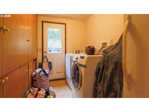 $399,000 | 62150 Olive Barber Road, Coos Bay, OR 97420