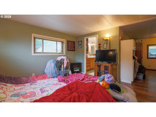 $399,000 | 62150 Olive Barber Road, Coos Bay, OR 97420