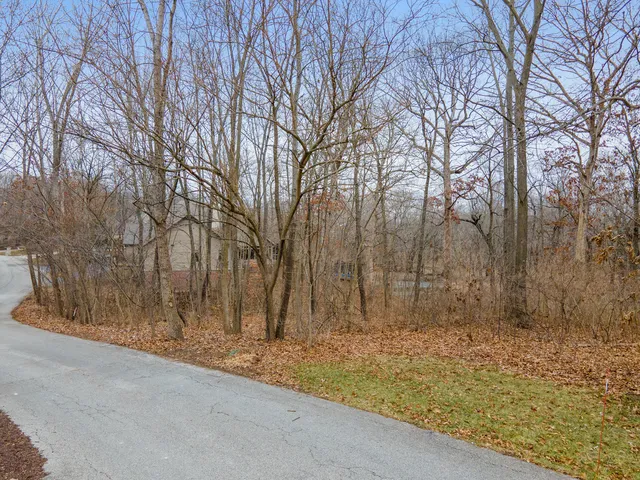 $89,000 | 7 Turtle Point, Monticello, IL 61856