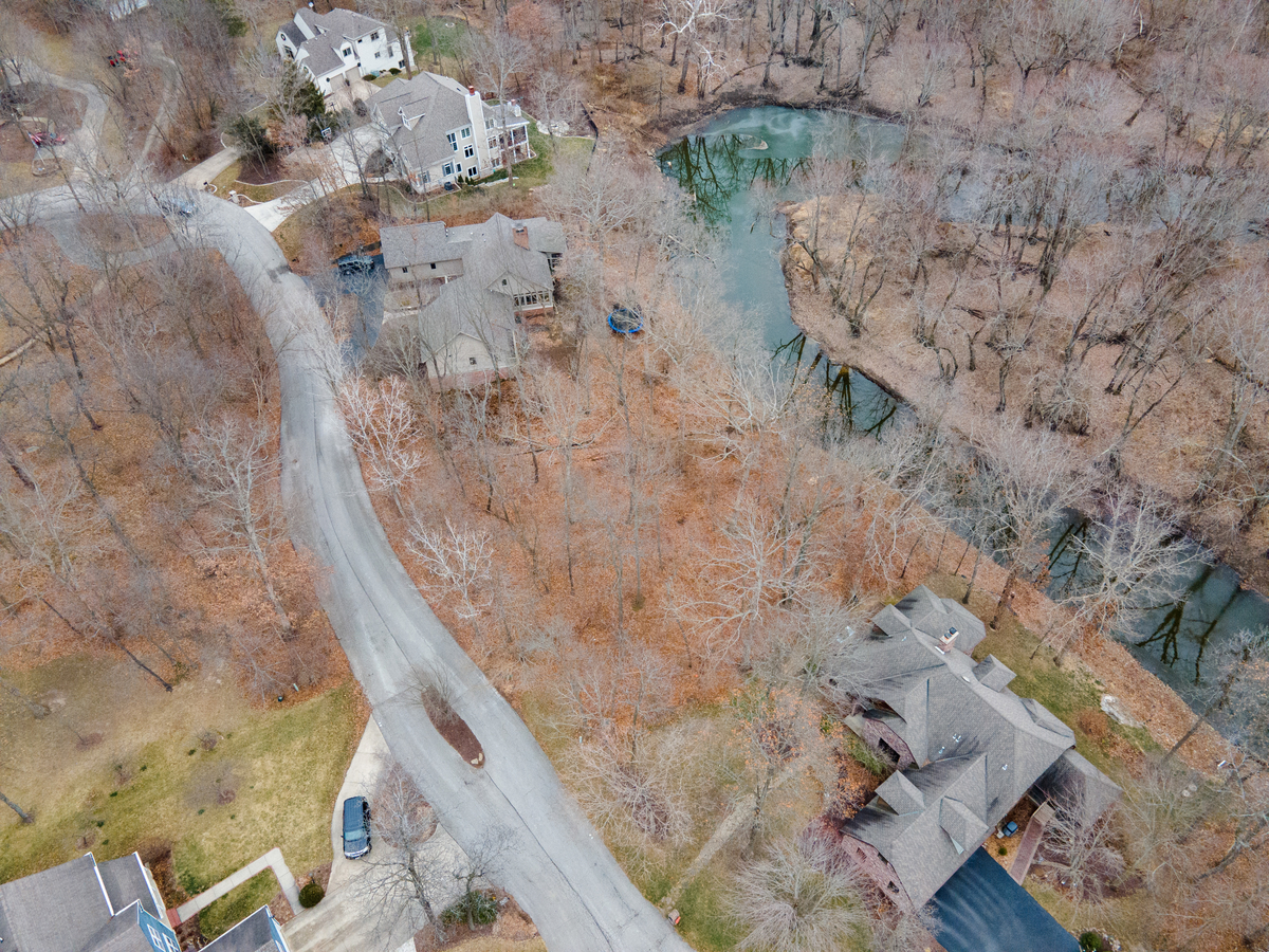 7 Turtle Point Monticello, IL 61856 - Photo 9 of 16 a view of outside space