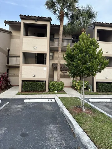 $300,000 | 9783 Nob Hill Court, Unit 9783, Sunrise, FL 33351