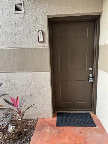 $300,000 | 9783 Nob Hill Court, Unit 9783, Sunrise, FL 33351