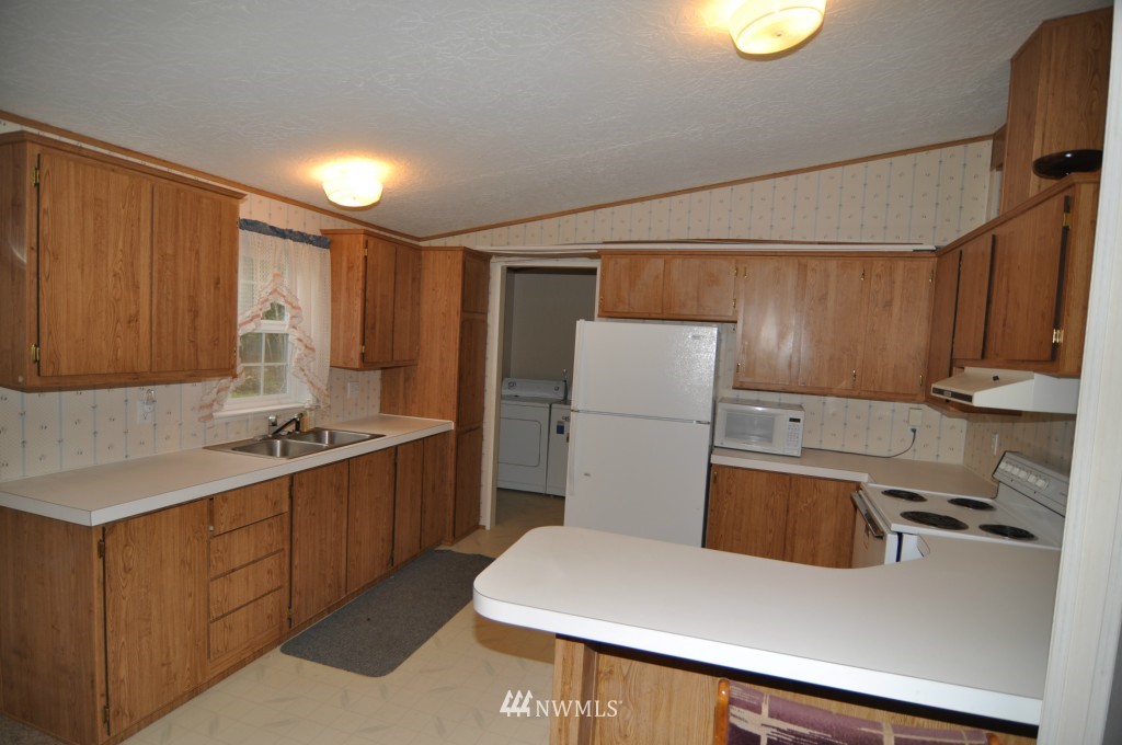 8621 Stein Road Custer, WA 98240 - Photo 11 of 23