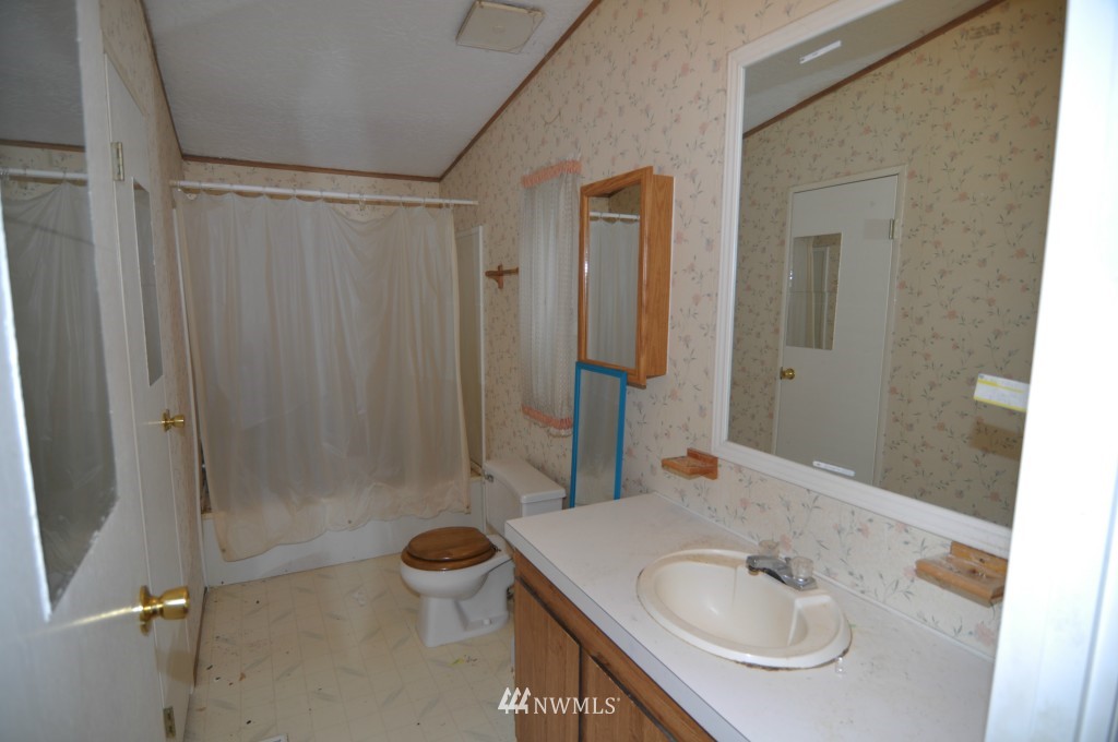 8621 Stein Road Custer, WA 98240 - Photo 19 of 23