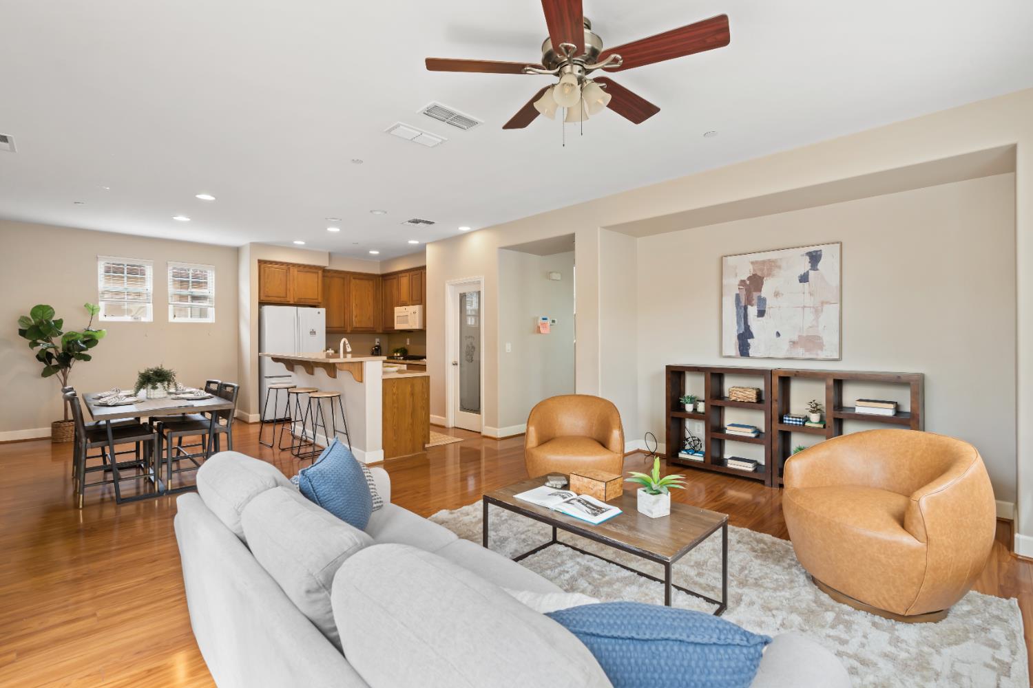 2620 Farmers Central Road Woodland, CA 95776 - Photo 10 of 32 a living room with furniture
