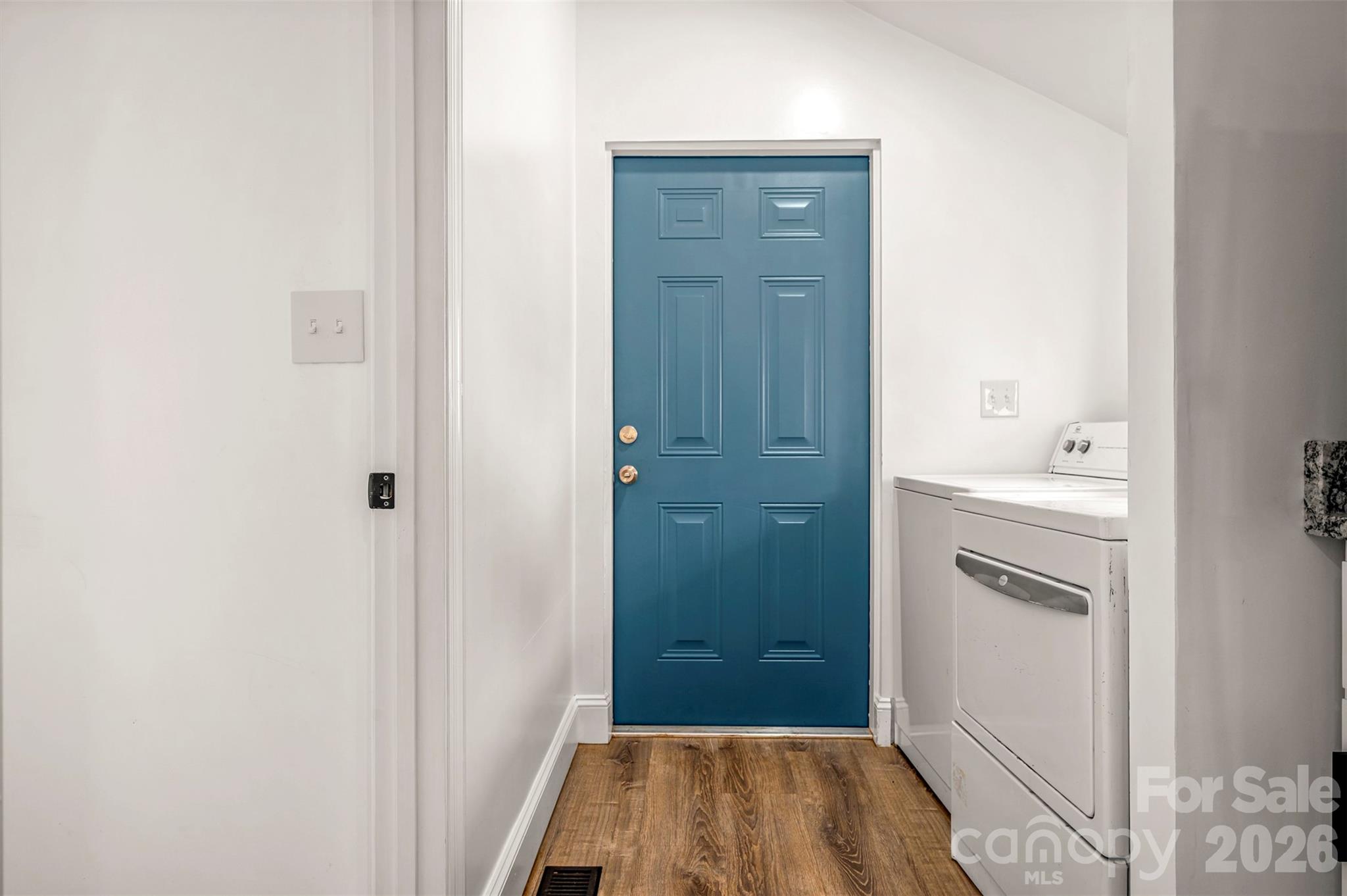 162 Miller Street Spindale, NC 28160 - Photo 19 of 27 a bathroom with a bathtub