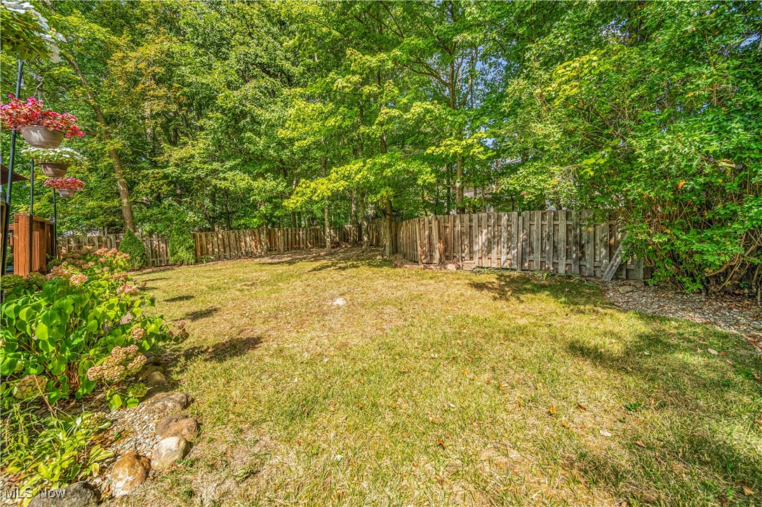 2959 Reeves Road Willoughby, OH 44094 - Photo 31 of 32 View of yard