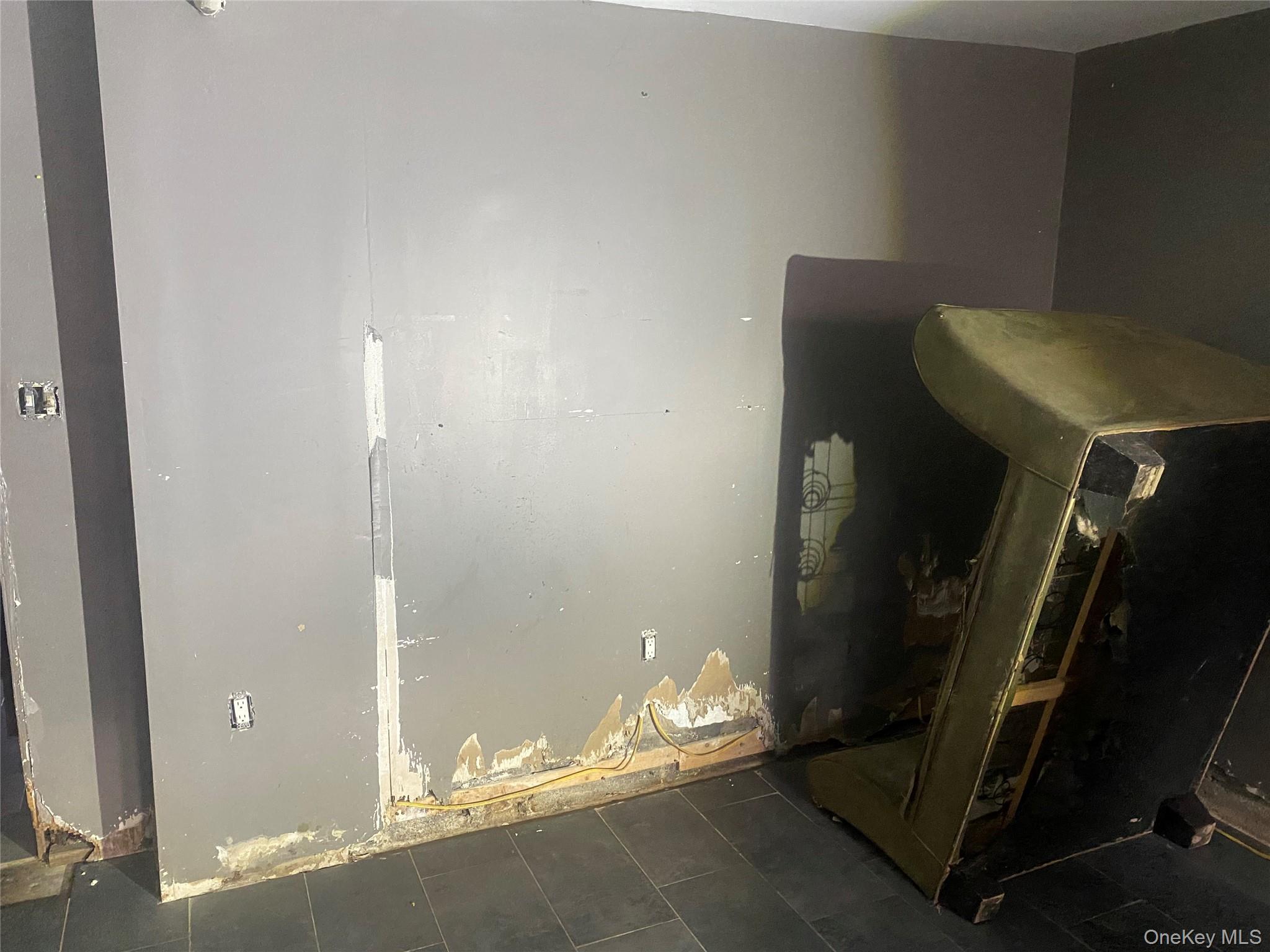 2713 Eastchester Road Bronx, NY 10469 - Photo 9 of 13 a view of an empty room