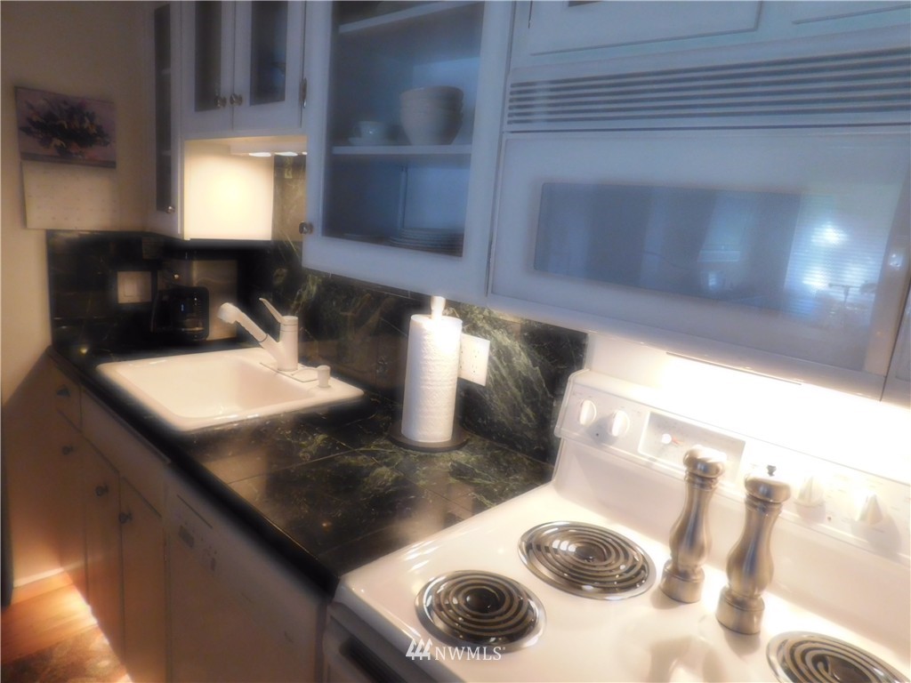 500 Elm Way, Unit 35 Edmonds, WA 98020 - Photo 6 of 21 Gallery Image 6