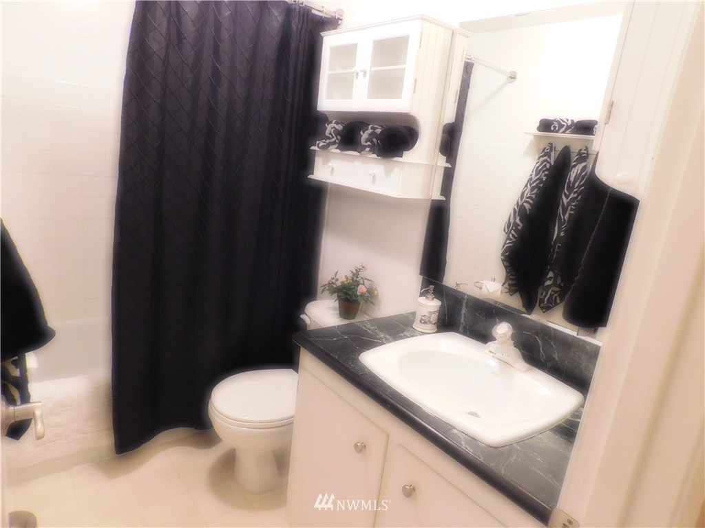 500 Elm Way, Unit 35 Edmonds, WA 98020 - Photo 10 of 21 Gallery Image 10