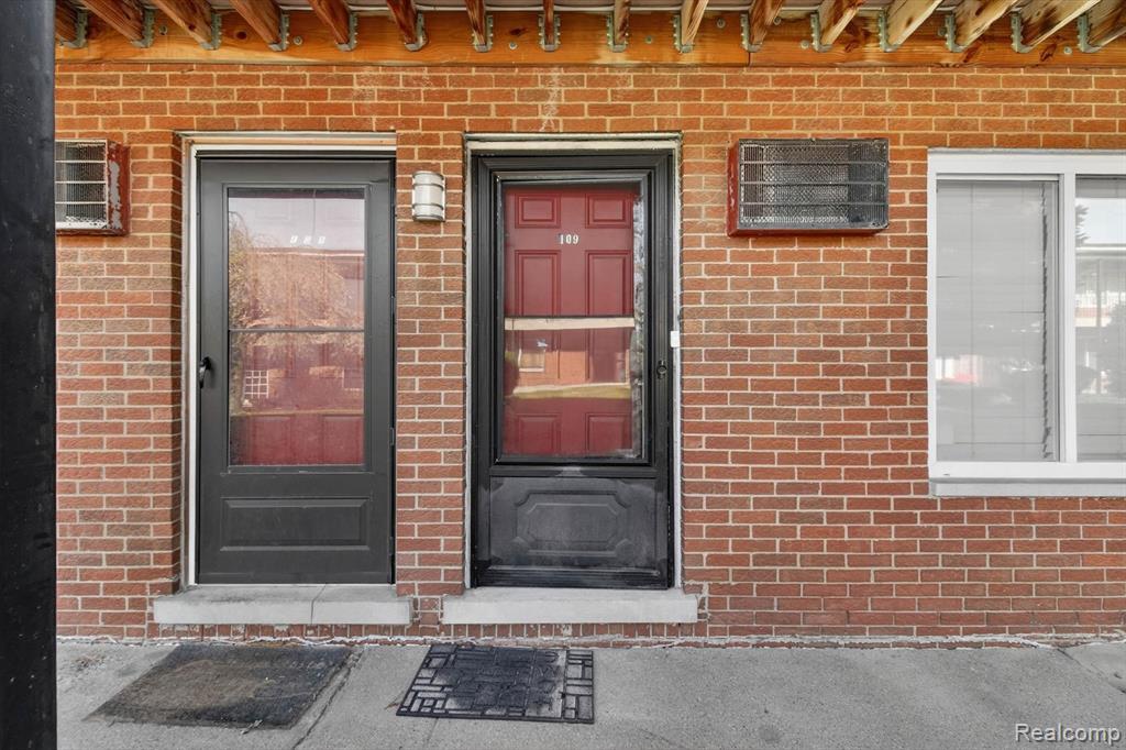 25301 Five Mile Road, Unit 109 Redford, MI 48239 - Photo 5 of 22