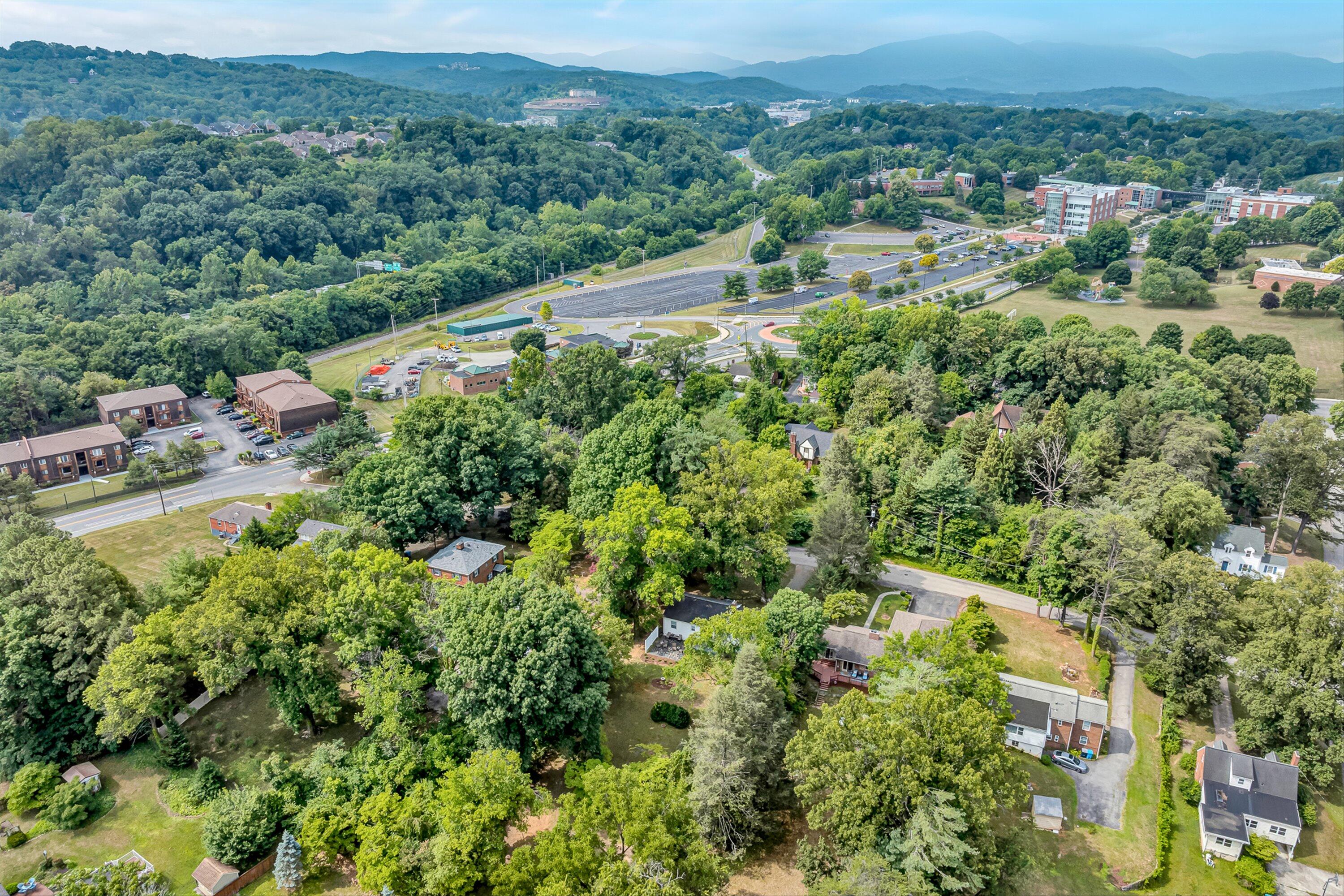 1035 Clearfield Road Southwest Roanoke, VA 24015 - Photo 39 of 43 view from above