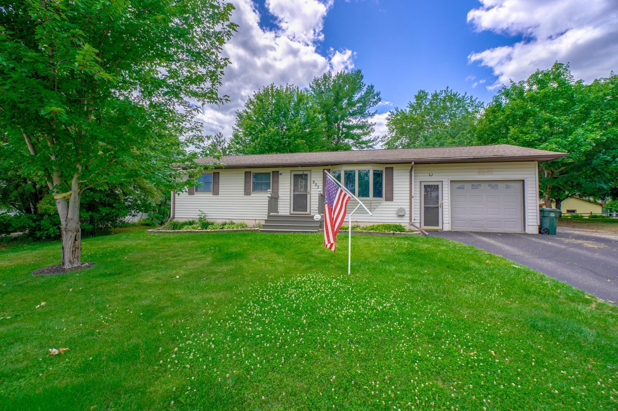 957 Riley Avenue New Richmond, WI 54017 - Photo 1 of 1 Gallery Image 1