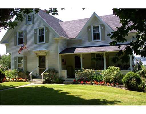 16 Manchester Road Mount Desert, ME 04662 - Photo 1 of 14 Exterior Front.