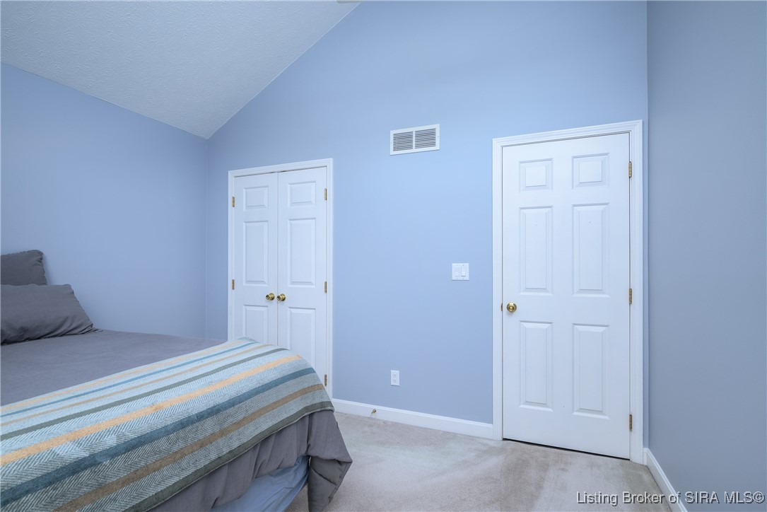 4304 Joann Court Floyds Knobs, IN 47119 - Photo 13 of 41