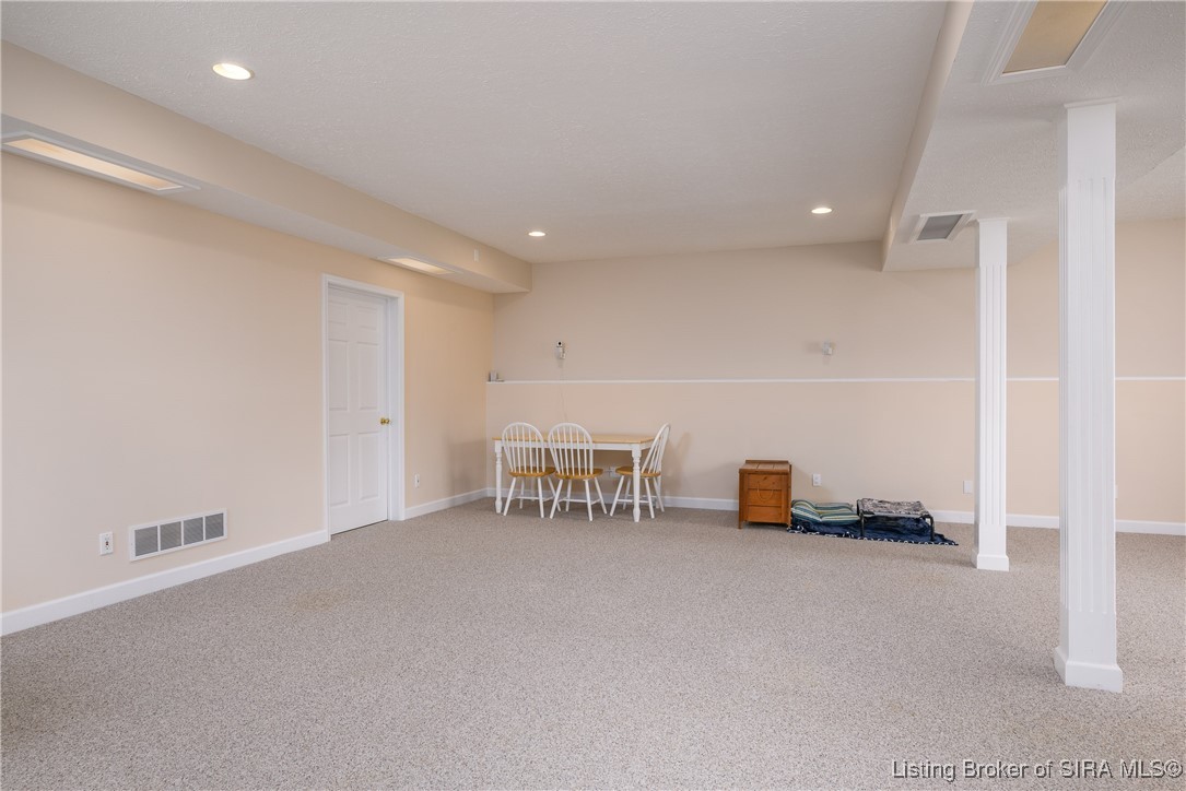 4304 Joann Court Floyds Knobs, IN 47119 - Photo 25 of 41