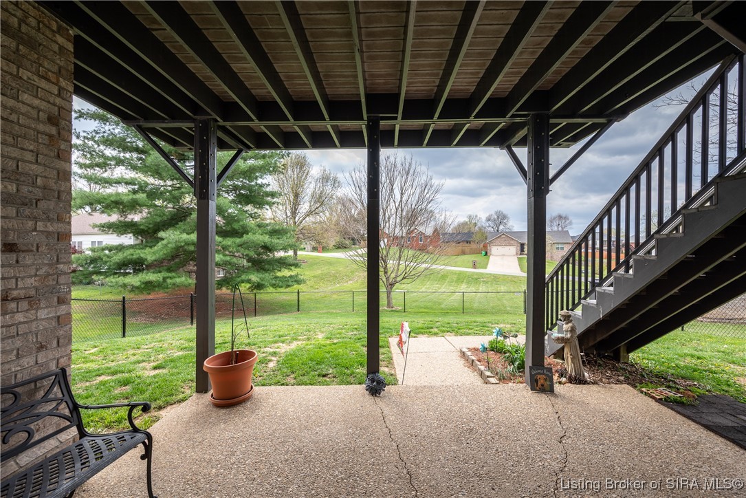 4304 Joann Court Floyds Knobs, IN 47119 - Photo 32 of 41