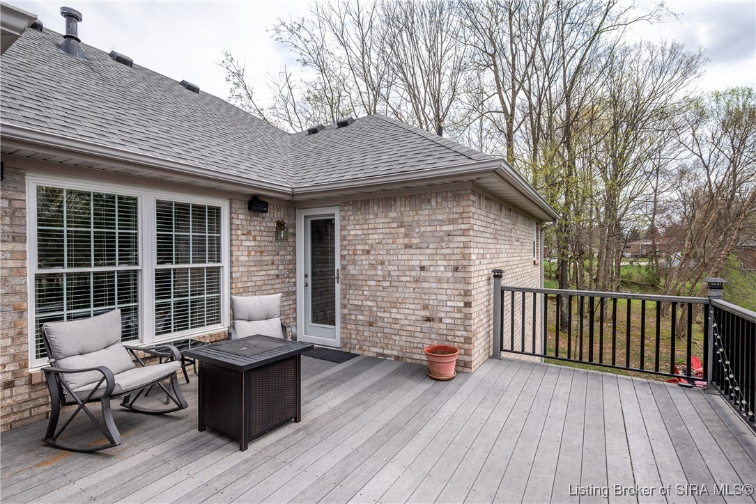 4304 Joann Court Floyds Knobs, IN 47119 - Photo 33 of 41