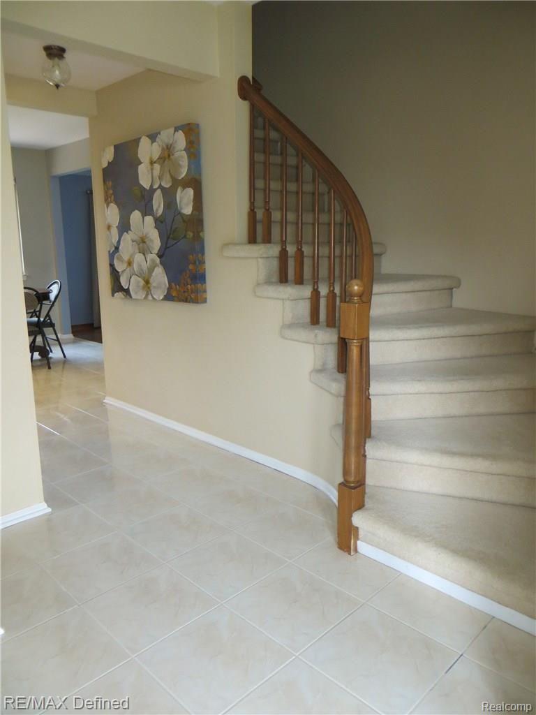 Ceramic Foyer