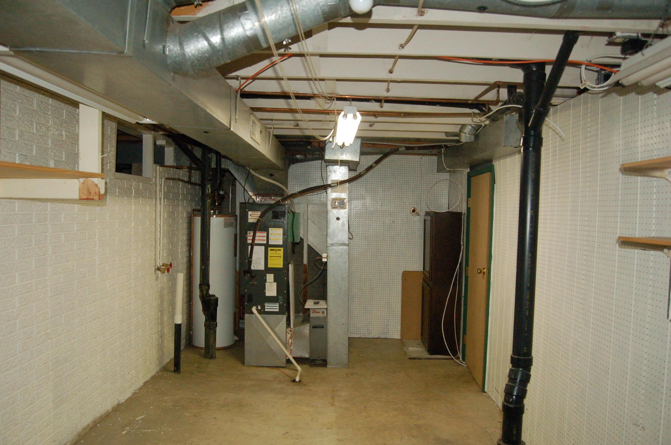 2124 Coach Road North, Unit 18 Columbus, OH 43220 - Photo 18 of 19