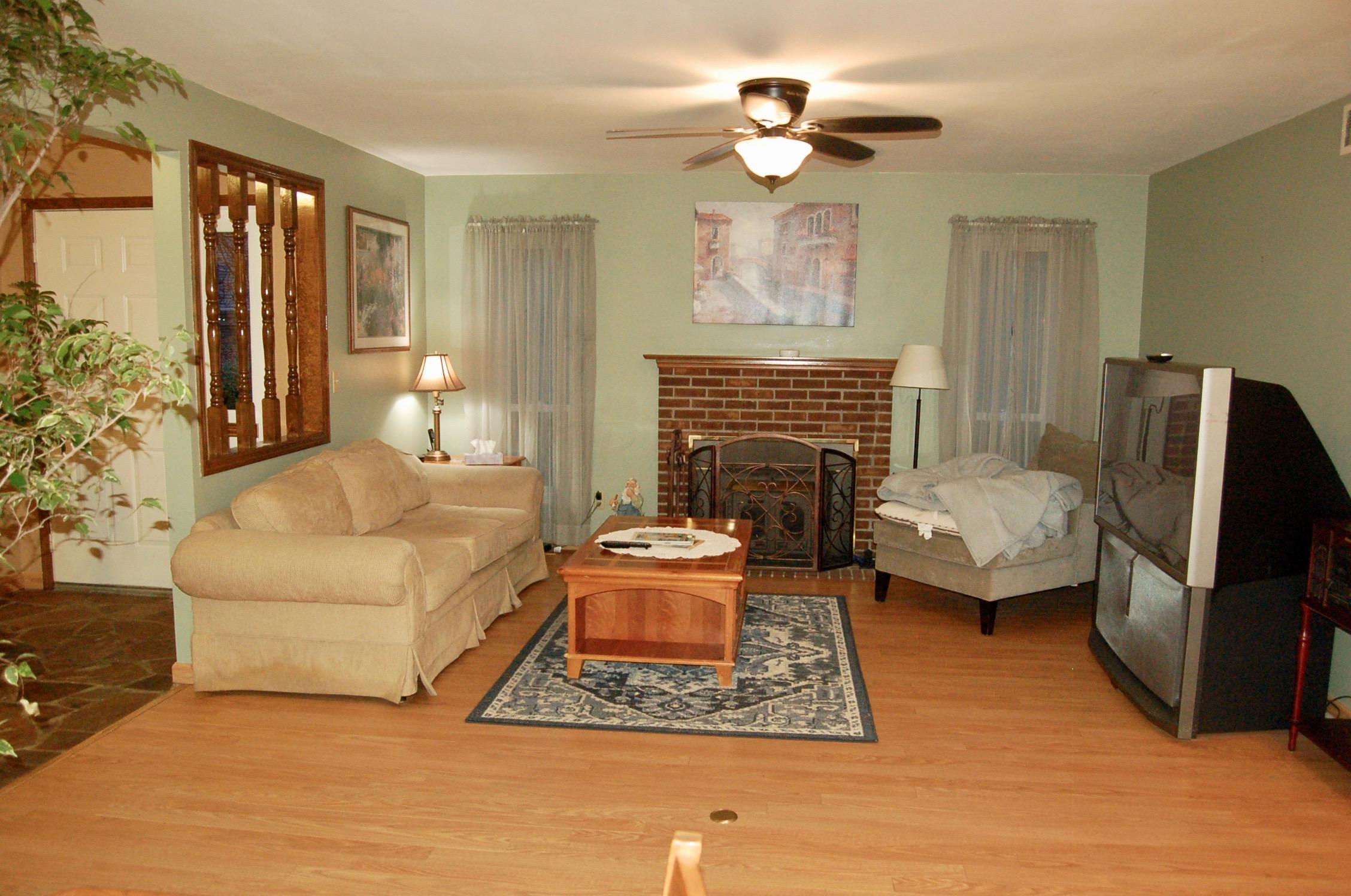 2124 Coach Road North, Unit 18 Columbus, OH 43220 - Photo 4 of 19